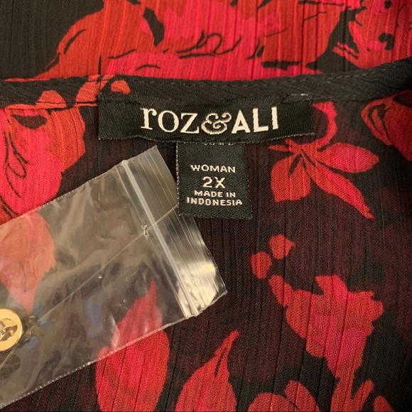 NWT Roz & Ali Floral Print Long Sleeve Blouse - Picture 11 of 13